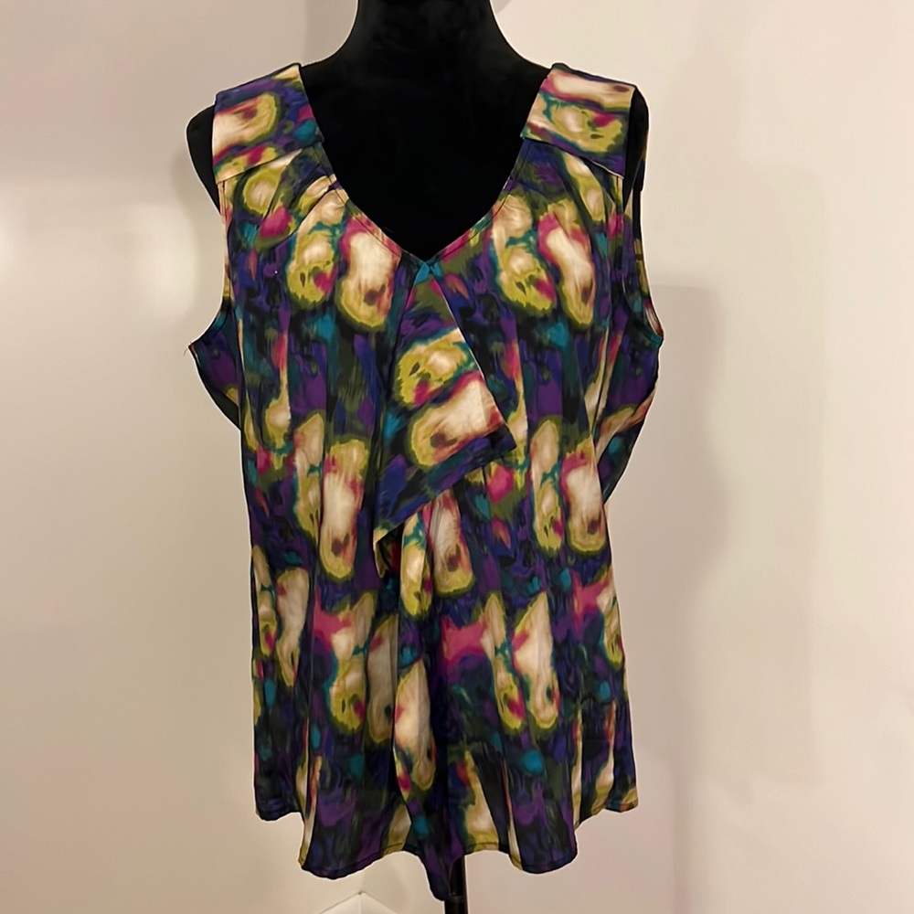 Apostrophe Dark Watercolor Sleeveless Top. Size L
